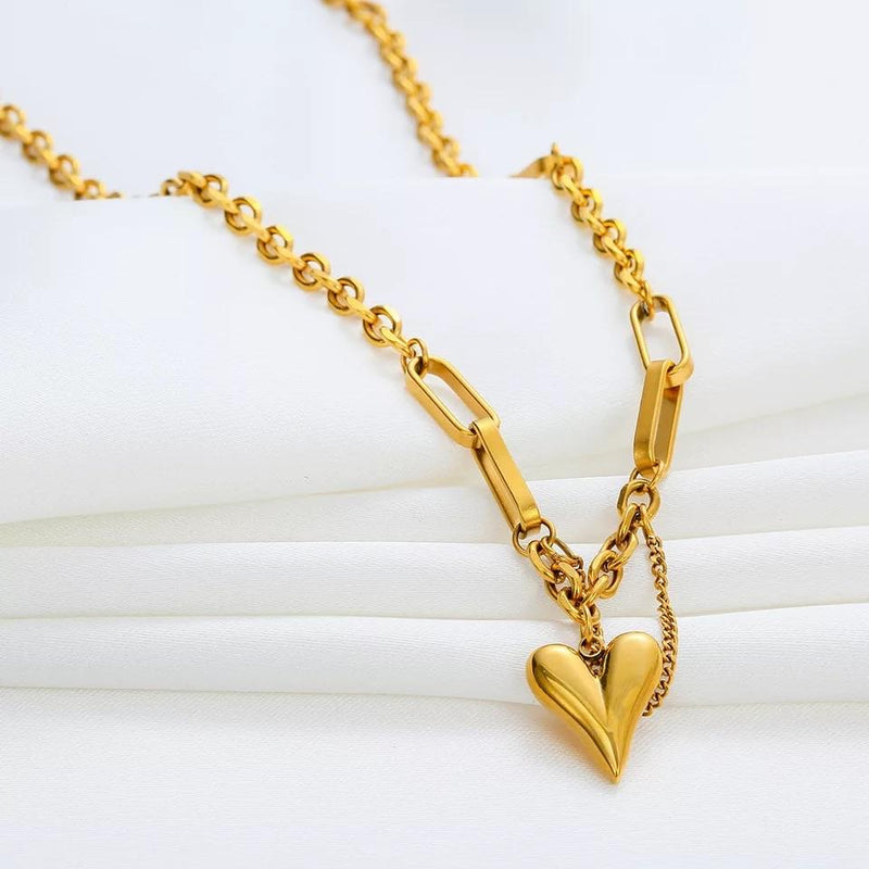 ELXNAY Necklace Linked heart necklace