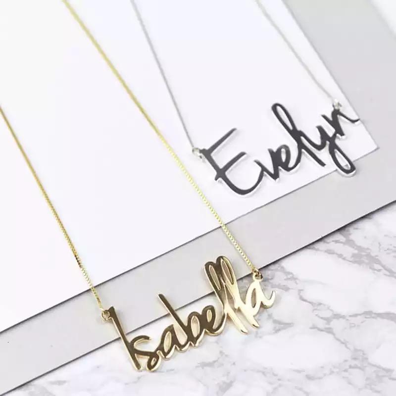 ELXNAY Sienna Custom nameplate necklace